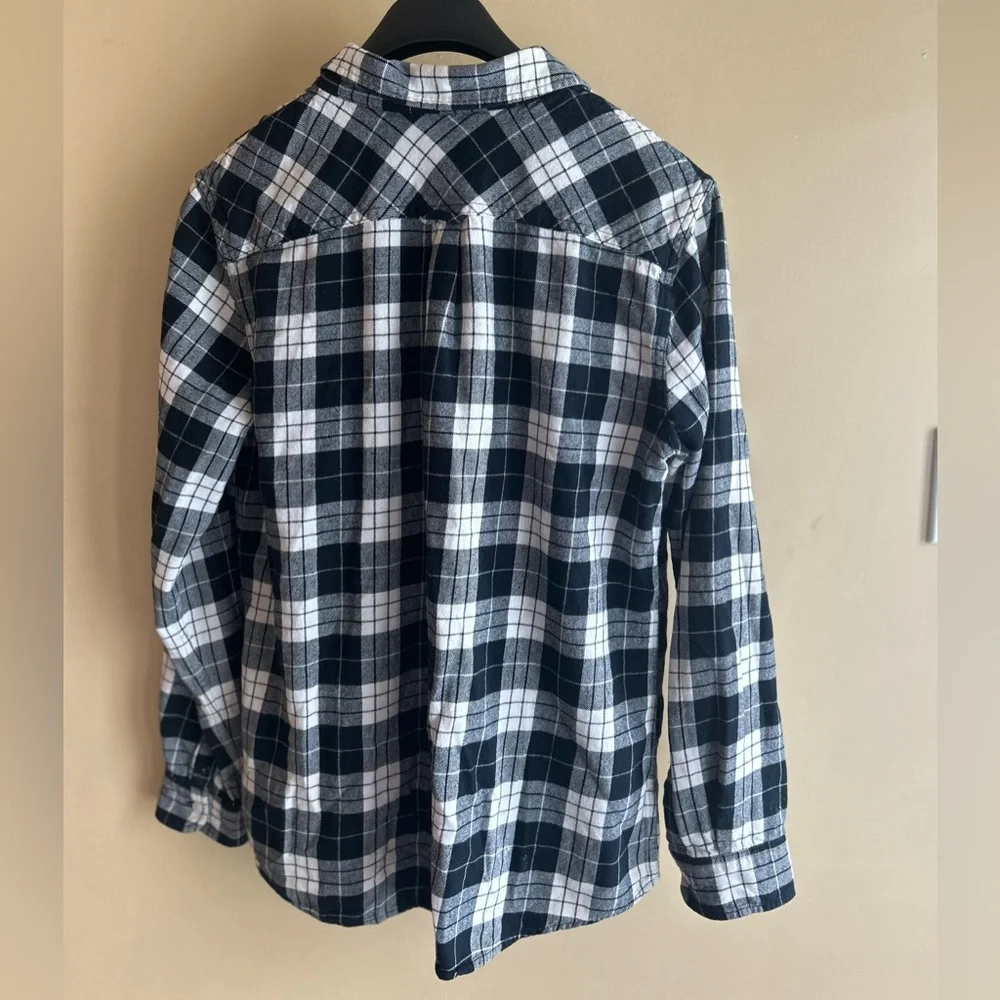 ✌️4 for $20✌️ Weatherproof flannel shirt - Picture 7 of 14